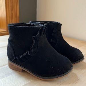 Toddler Black Booties with Ruffle Size 5